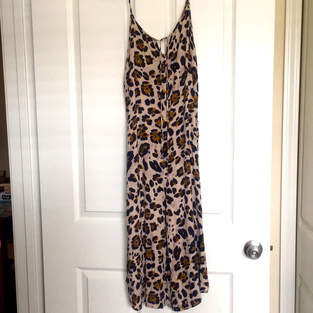 Medium leopard print loose fitting jumper